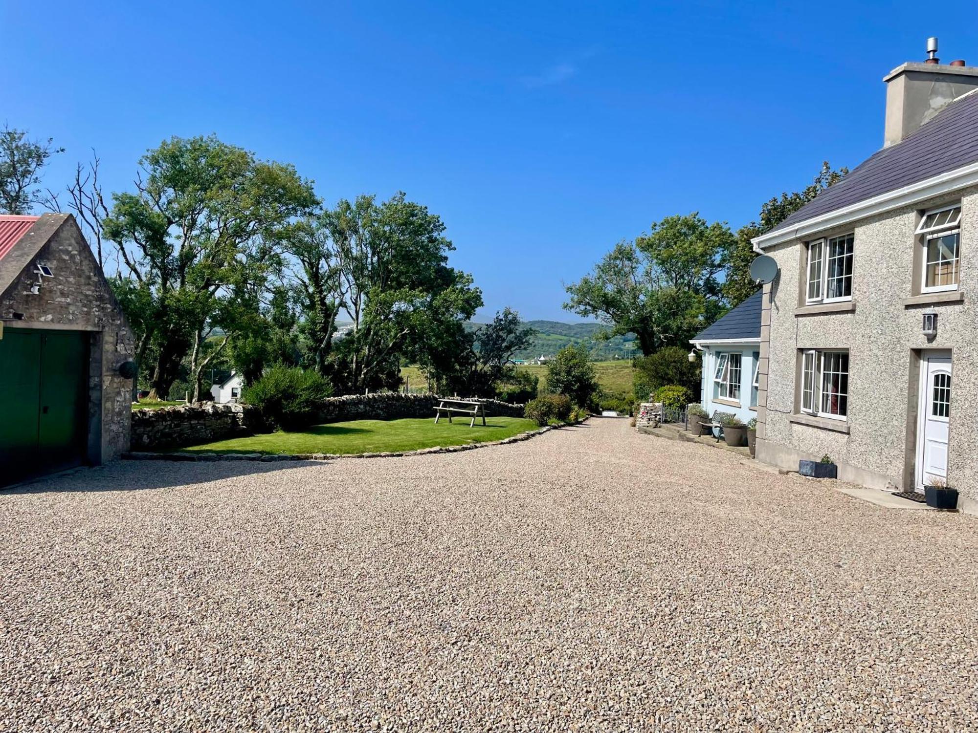 Country Farm House Bruckless Екстер'єр фото